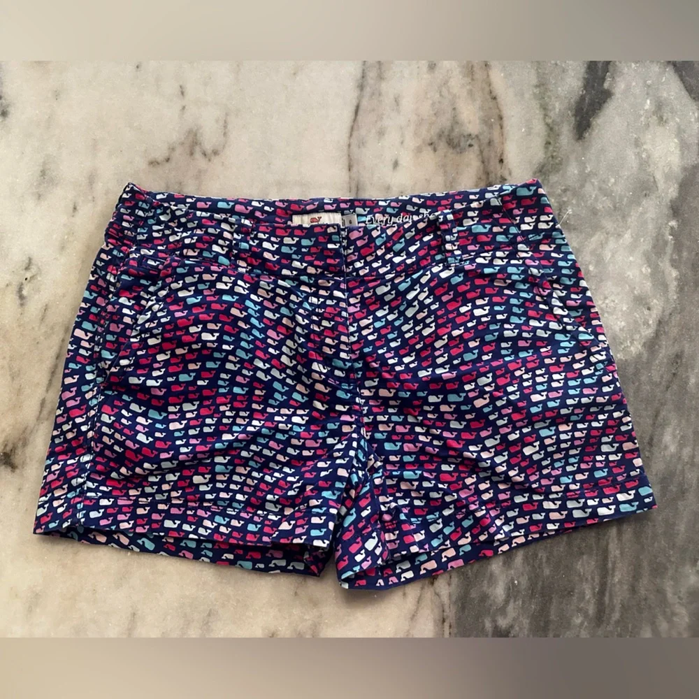 EUC Vineyard Vines Size 6 Women's Multicolor Patterned Shorts‎